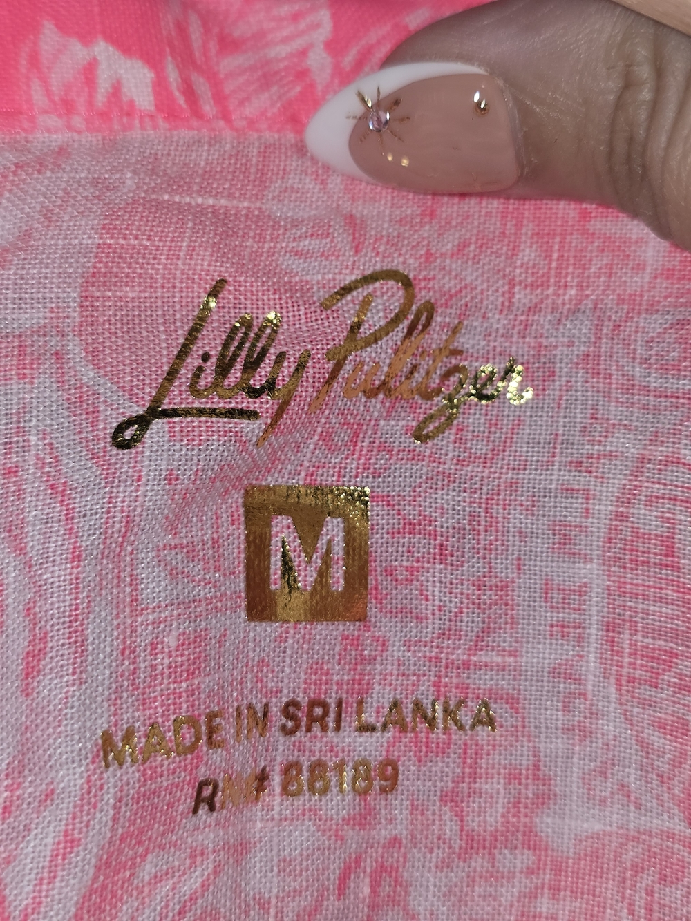 Lilly Pulitzer Destination Palm Beach 100% Linen Hot Pink Button Down Shirt M - Picture 6 of 9